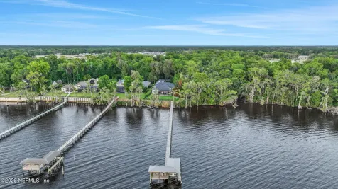 3060 State Road 13 N St. Johns FL 32259