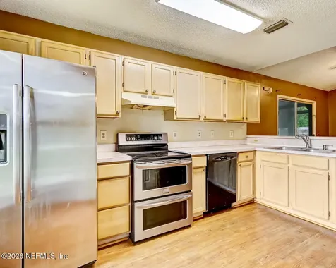 8479 Three Creeks Boulevard Jacksonville FL 32220