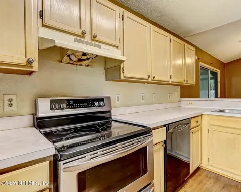 8479 Three Creeks Boulevard Jacksonville FL 32220