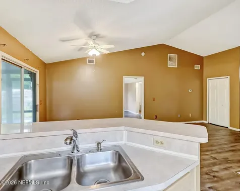 8479 Three Creeks Boulevard Jacksonville FL 32220