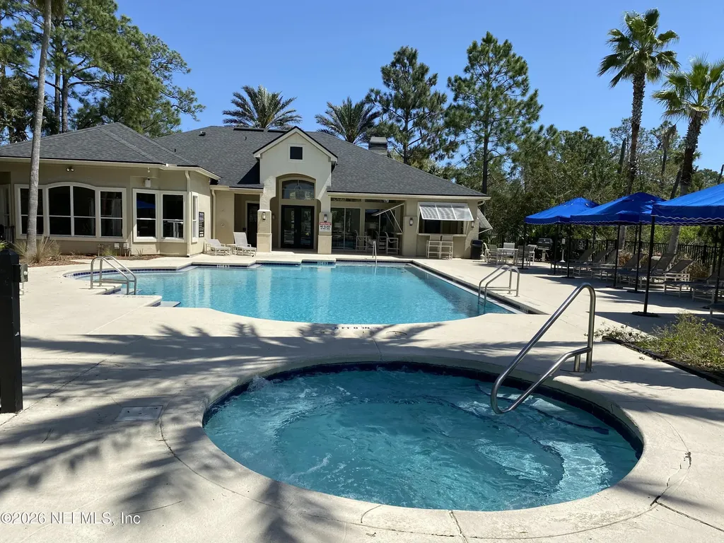 1655 The Greens Way Jacksonville Beach FL 32250