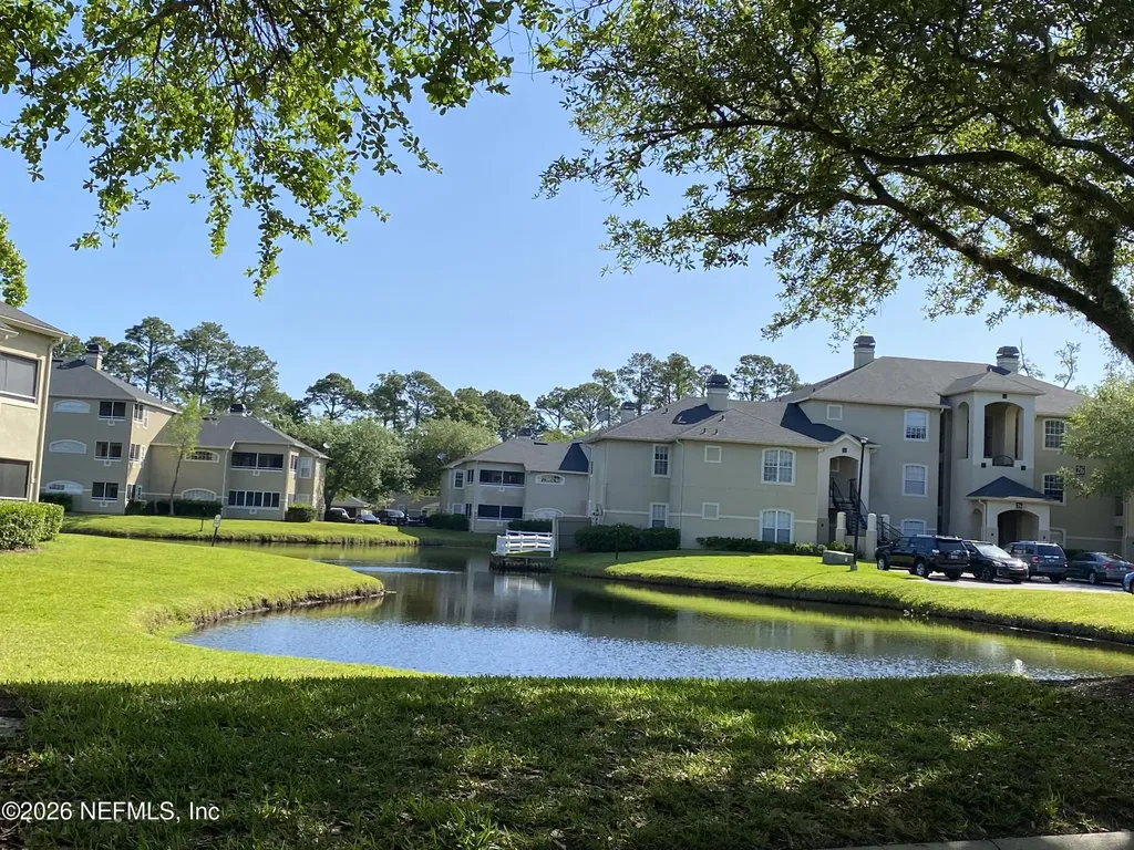 1655 The Greens Way Jacksonville Beach FL 32250
