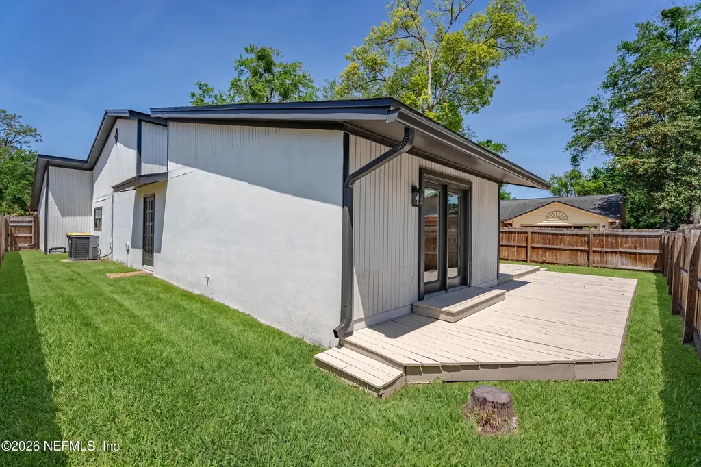 5917 Ortega River Court Jacksonville FL 32244