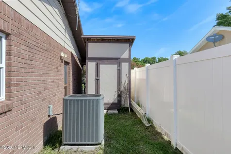 114 Magnolia Drive East Palatka FL 32131