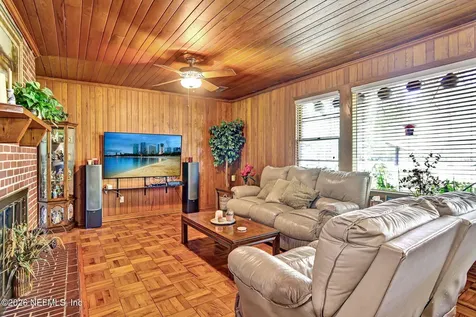 4821 Reed Avenue Jacksonville FL 32257