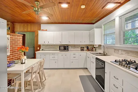 4821 Reed Avenue Jacksonville FL 32257