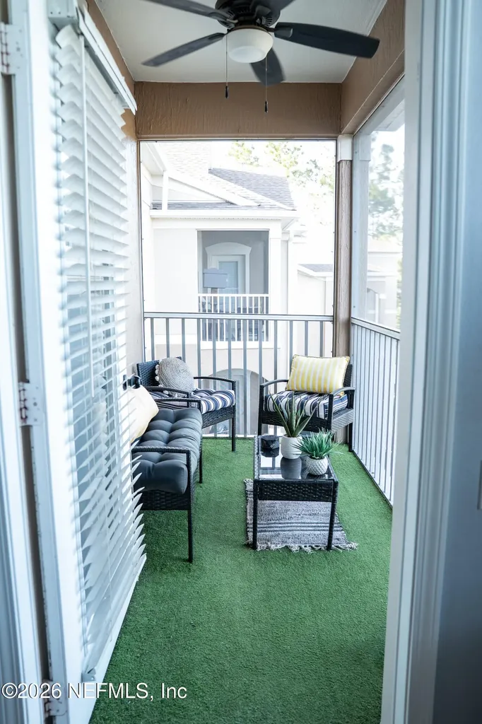 7990 Baymeadows Road E Jacksonville FL 32256