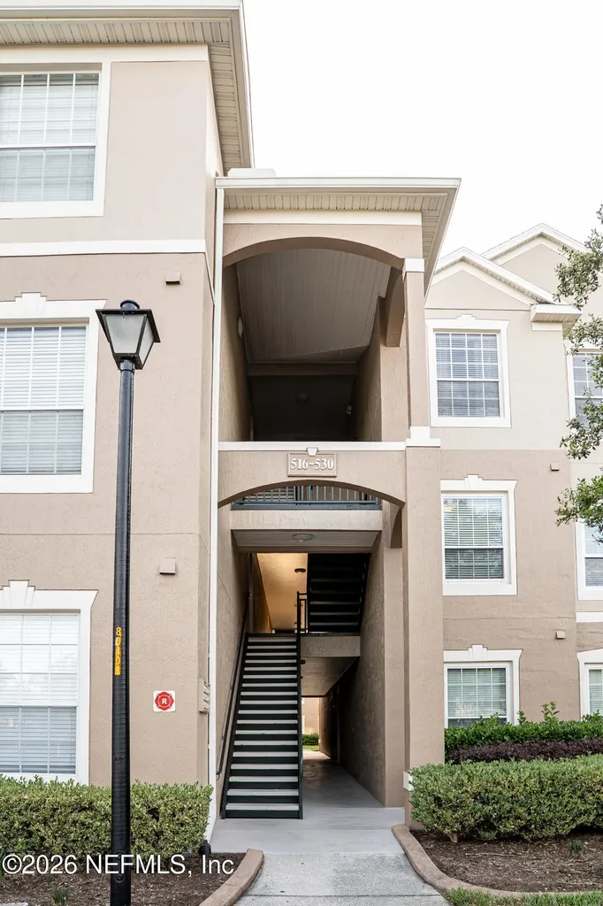 7990 Baymeadows Road E Jacksonville FL 32256