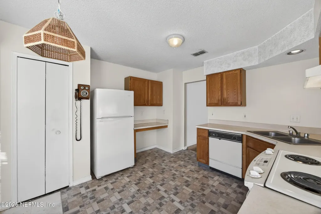 171 Annandale Drive E Jacksonville FL 32225