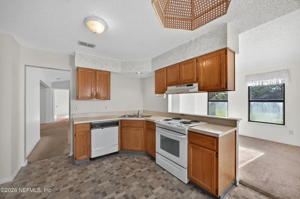 171 Annandale Drive E Jacksonville FL 32225