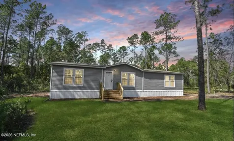 10225 Kirchherr Avenue Hastings FL 32145