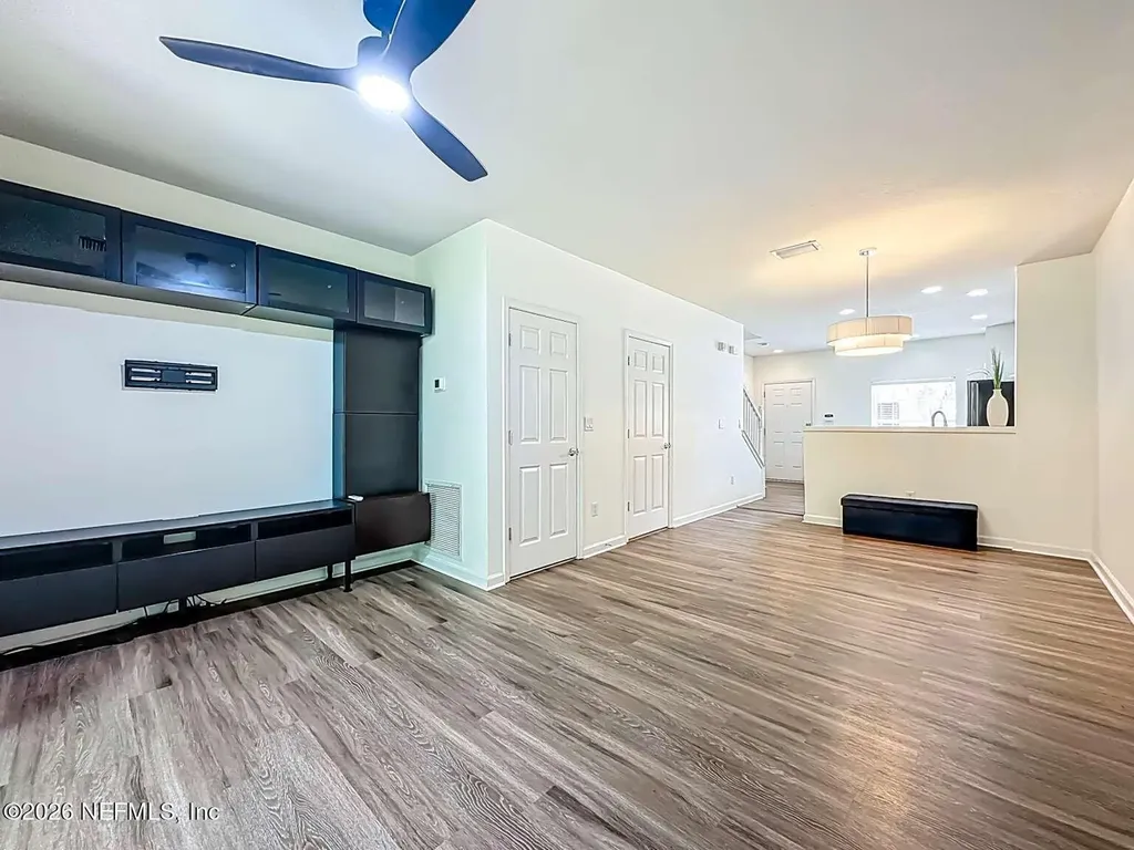 8107 Summer Point Court Jacksonville FL 32256