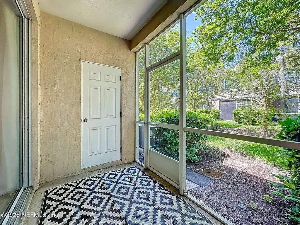 8107 Summer Point Court Jacksonville FL 32256