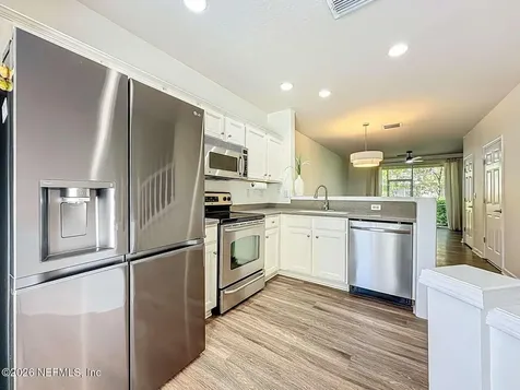 8107 Summer Point Court Jacksonville FL 32256