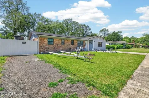 5656 Fargo Drive N Jacksonville FL 32207