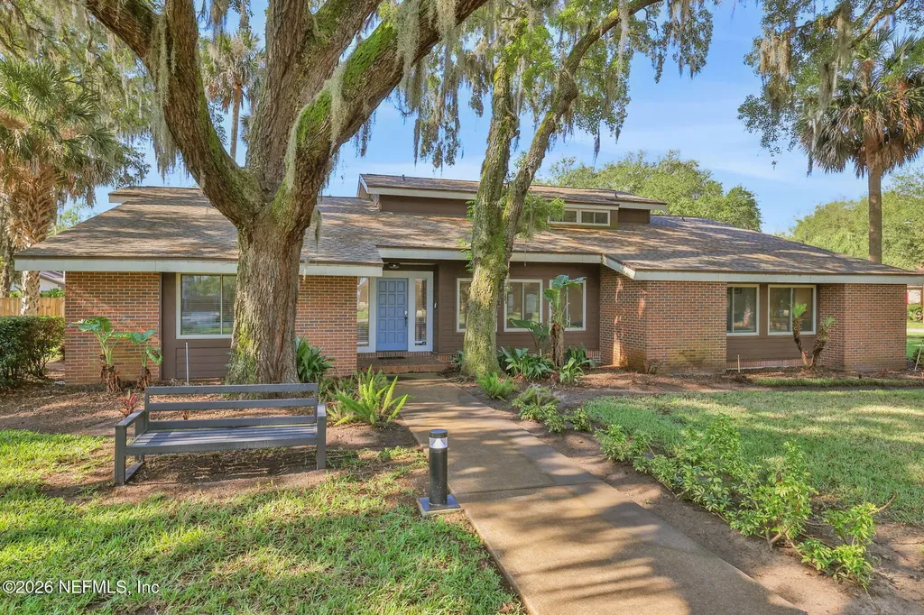 5362 Oak Bay Drive N Jacksonville FL 32277