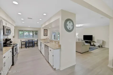 5362 Oak Bay Drive N Jacksonville FL 32277