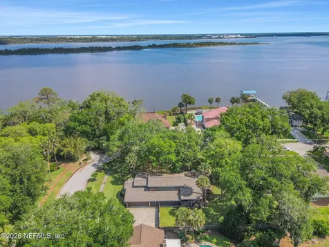 5362 Oak Bay Drive N Jacksonville FL 32277