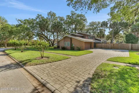 5362 Oak Bay Drive N Jacksonville FL 32277