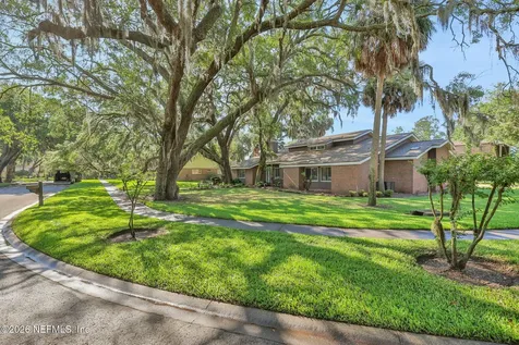 5362 Oak Bay Drive N Jacksonville FL 32277