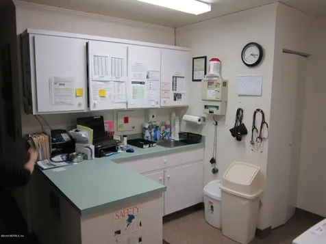 1326 Fl-100 Melrose FL 32666
