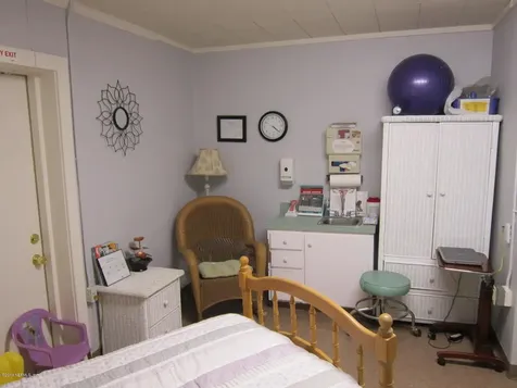 1326 Fl-100 Melrose FL 32666