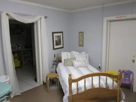 1326 Fl-100 Melrose FL 32666