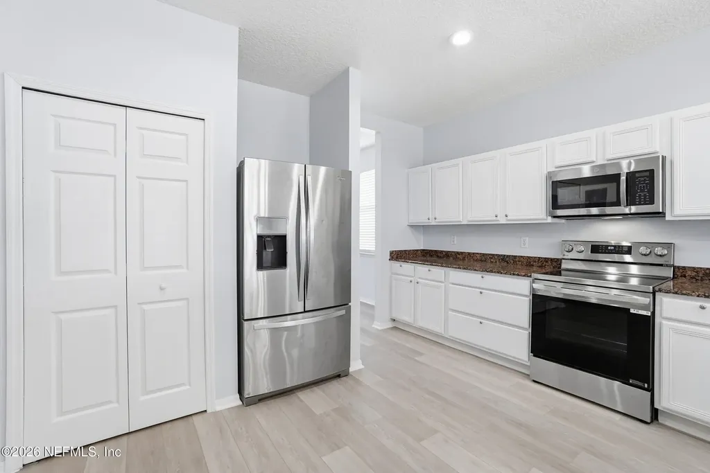 13181 Tom Morris Drive Jacksonville FL 32224