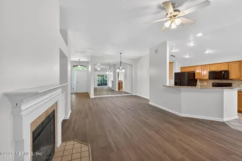 8098 Keswick Court Jacksonville FL 32244