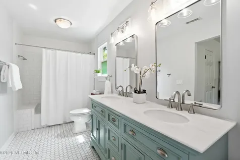 1852 Hickory Lane Atlantic Beach FL 32233