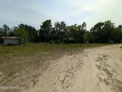 115 Tyre Road Palatka FL 32177