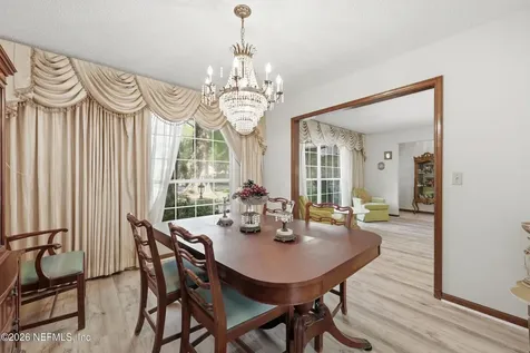 1361 Blackhawk Trail E Jacksonville FL 32225