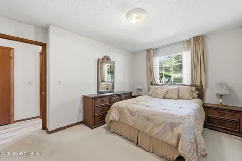 1361 Blackhawk Trail E Jacksonville FL 32225