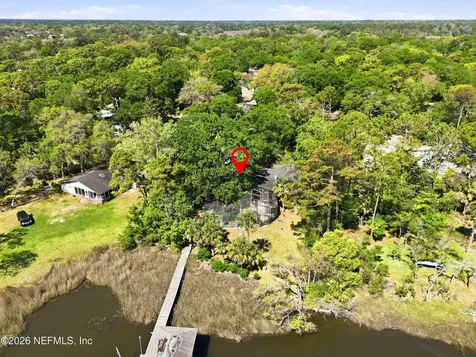 1361 Blackhawk Trail E Jacksonville FL 32225