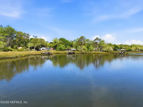 1361 Blackhawk Trail E Jacksonville FL 32225