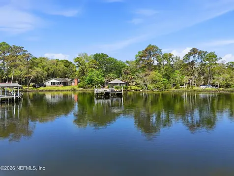 1361 Blackhawk Trail E Jacksonville FL 32225