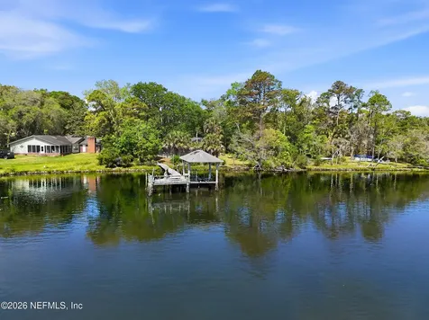 1361 Blackhawk Trail E Jacksonville FL 32225