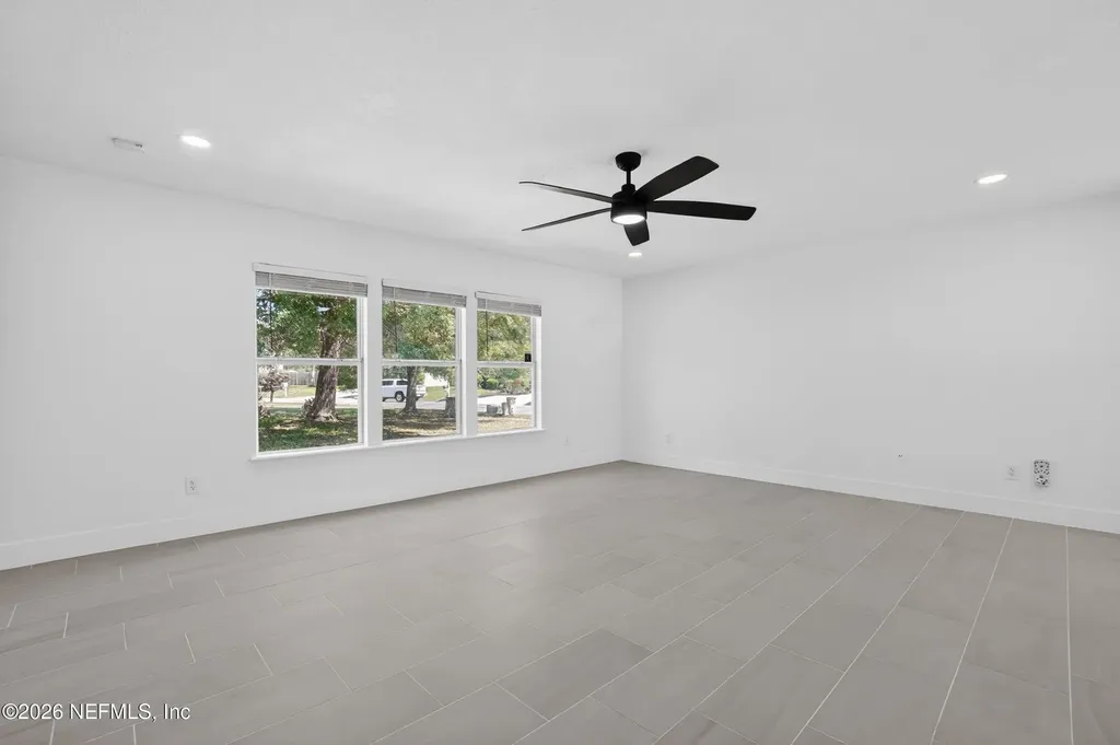 1124 Sunray Court Jacksonville FL 32218