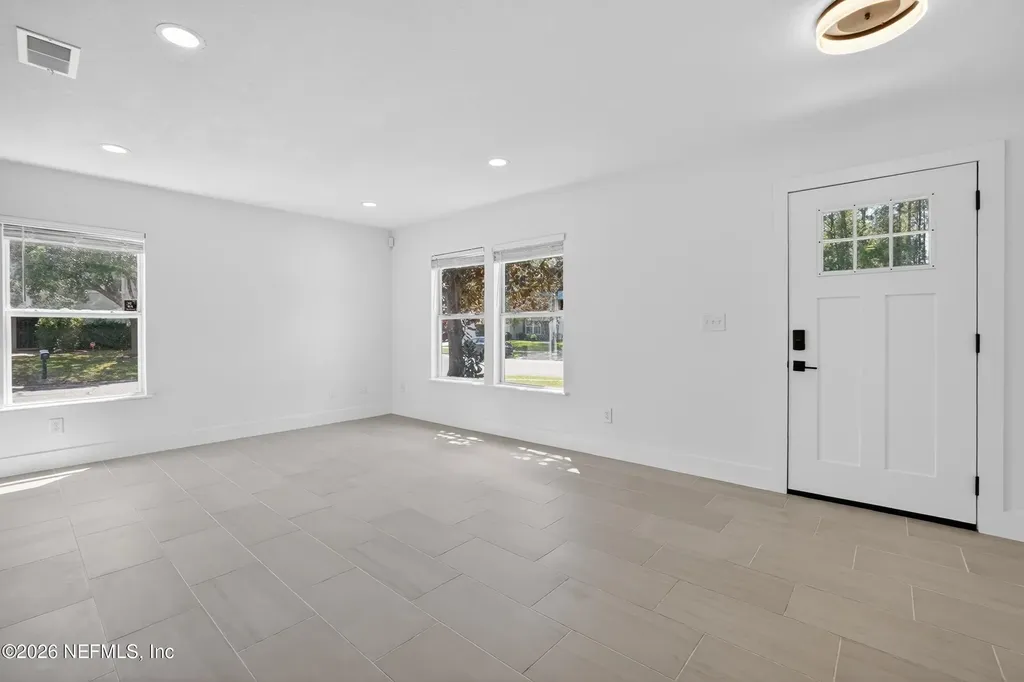 1124 Sunray Court Jacksonville FL 32218