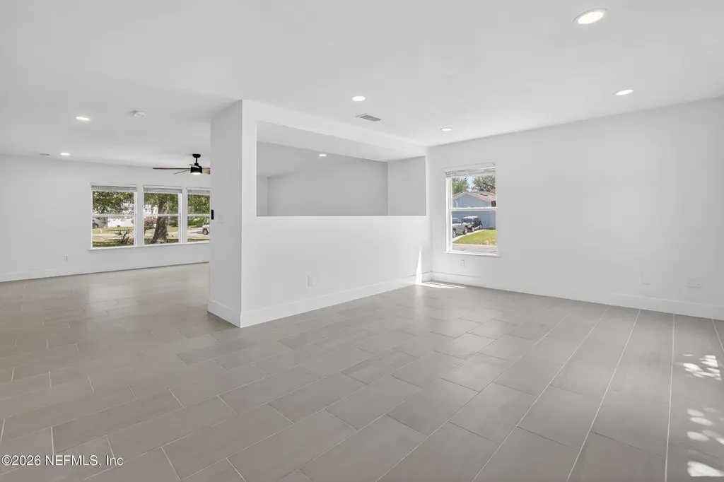 1124 Sunray Court Jacksonville FL 32218