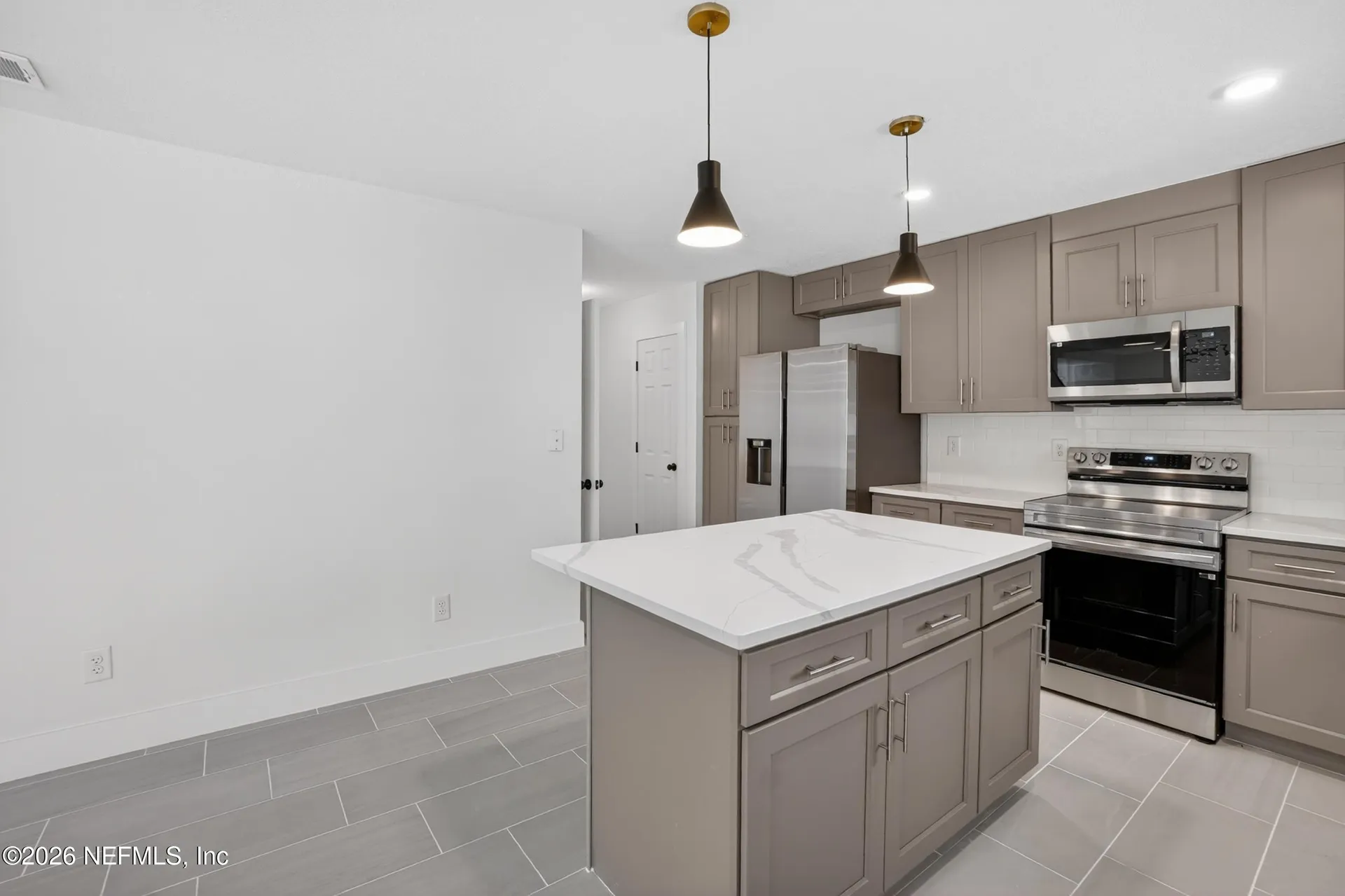 1124 Sunray Court Jacksonville FL 32218