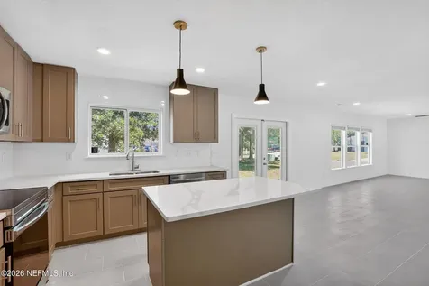 1124 Sunray Court Jacksonville FL 32218
