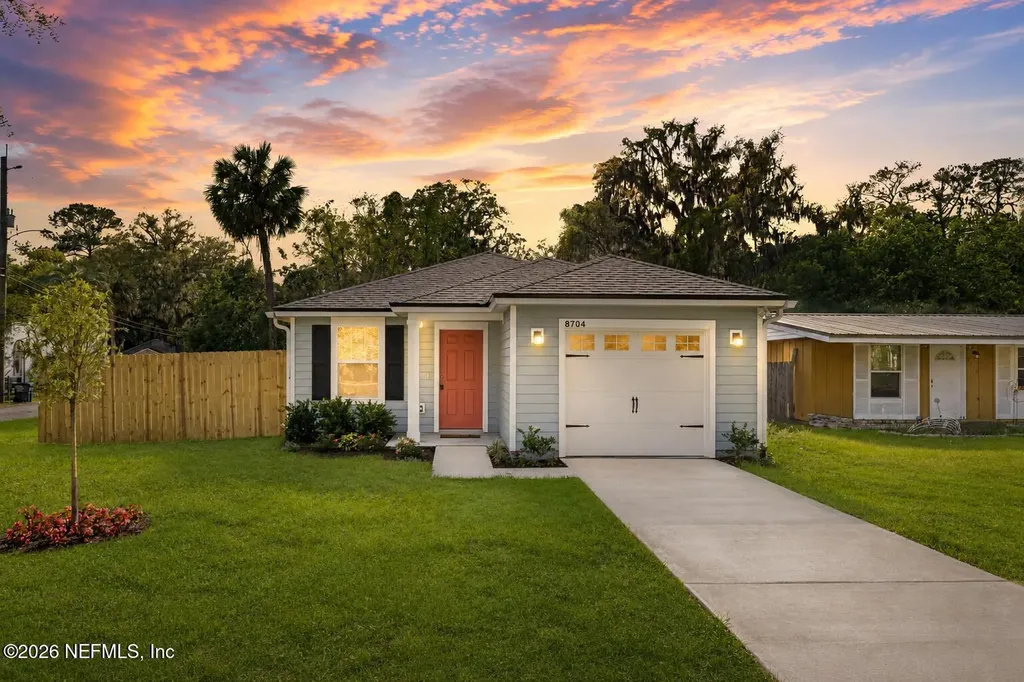 8704 7th Avenue Jacksonville FL 32208