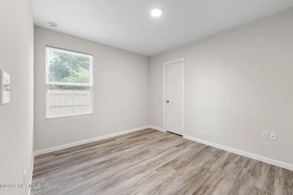8704 7th Avenue Jacksonville FL 32208