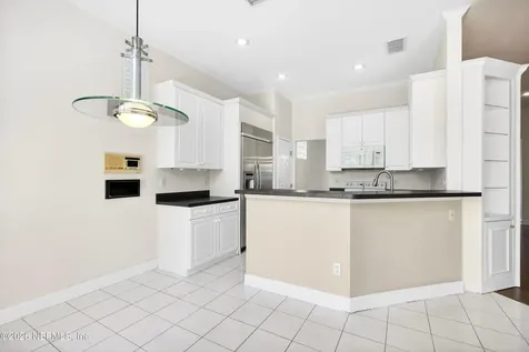 4050 Mizner Circle S Jacksonville FL 32217