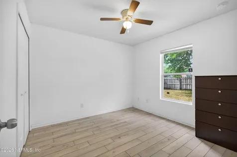 6413 Rising Sun Drive Jacksonville FL 32218