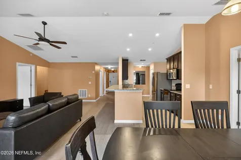 6413 Rising Sun Drive Jacksonville FL 32218
