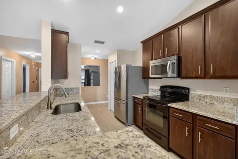 6413 Rising Sun Drive Jacksonville FL 32218
