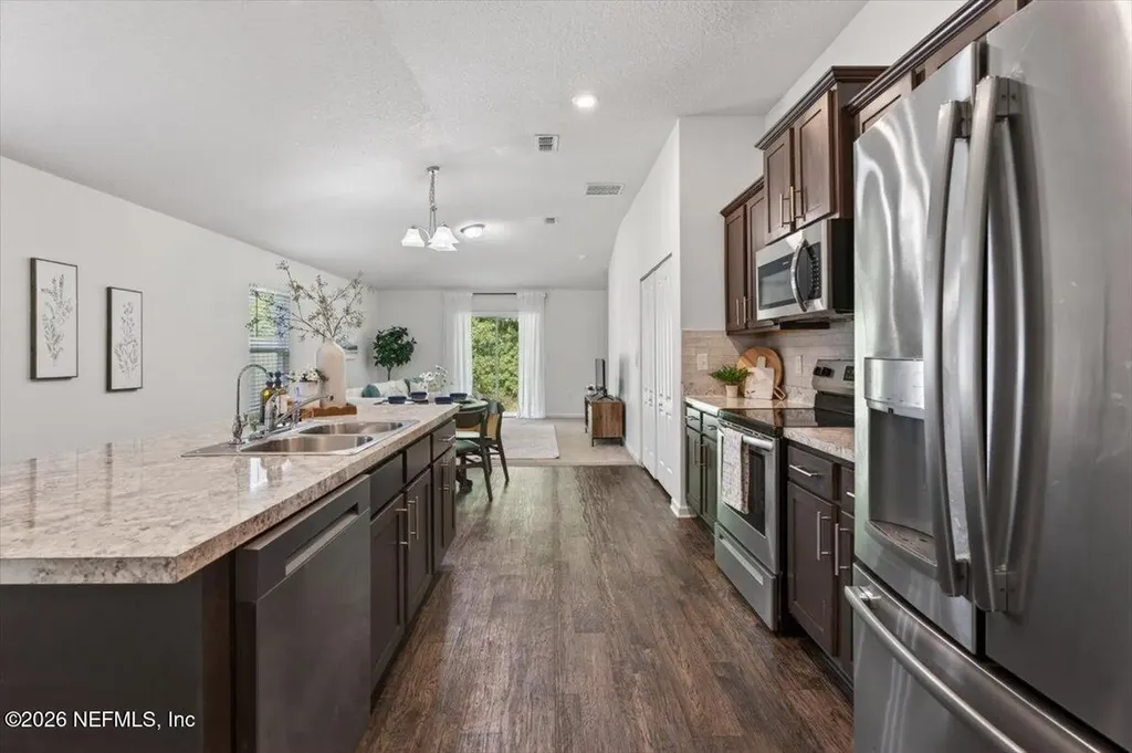 7940 Meadow Walk Lane Jacksonville FL 32256
