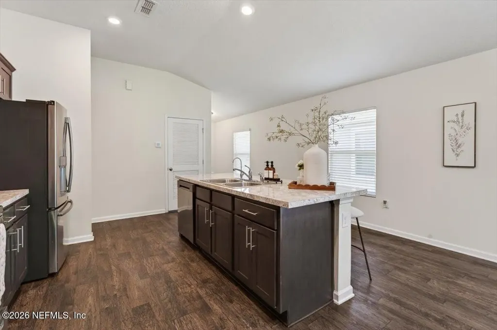 7940 Meadow Walk Lane Jacksonville FL 32256